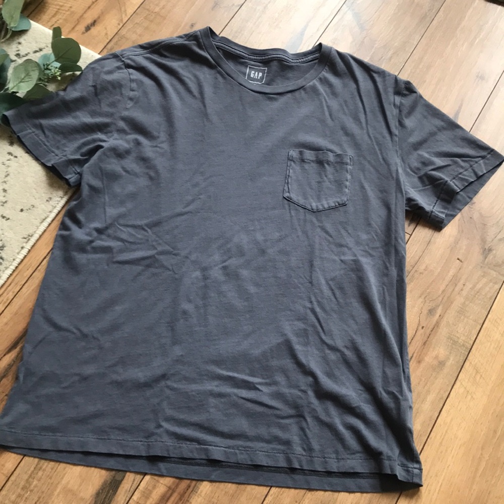 GAP T-Shirt